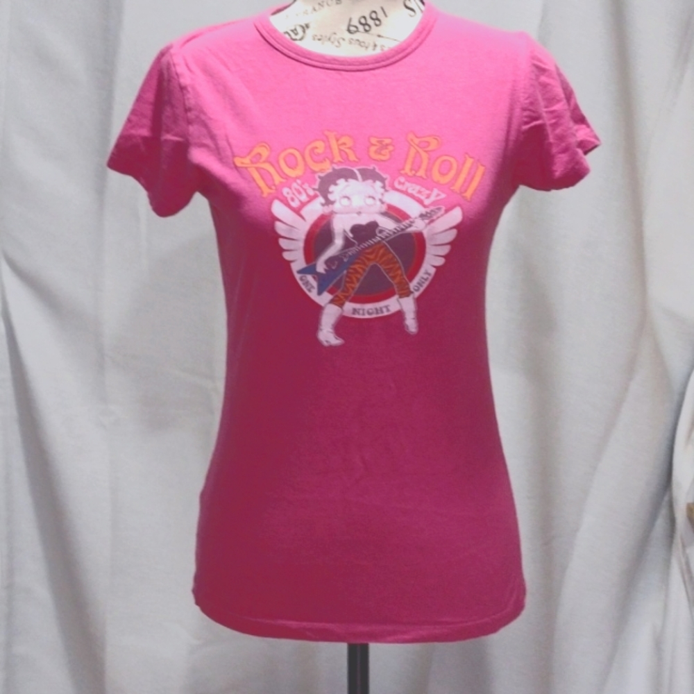T shirt